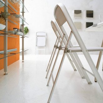 Метални сгъваеми столове