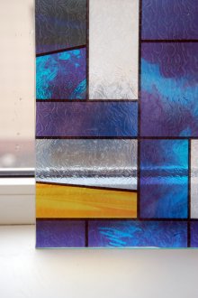 Геометричен витражен филм