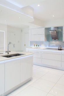 Минималистична LED таванна светлина