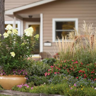 Каменна кеш-саксия