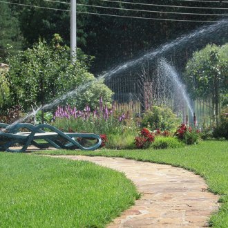 Автоматично поливане