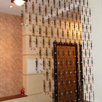 내부의 파티션 진자 문