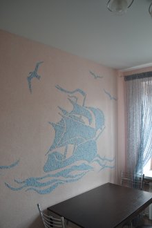 Рисуване на течен тапет в кухнята