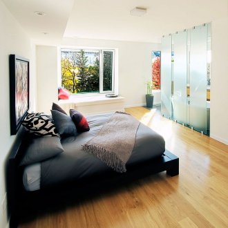 Венге врата с матирано стъкло