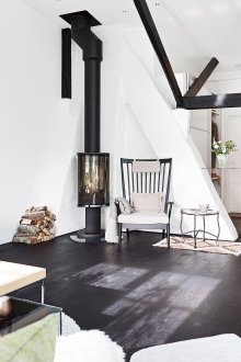 Черно-бял скандинавски интериор