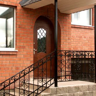 Pintu masuk melengkung