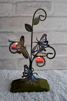 Свещникът може да се използва за създаване на слабо осветление