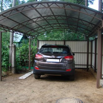 Polycarbonat-Carport