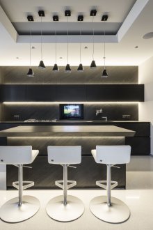 Контрастна кухня