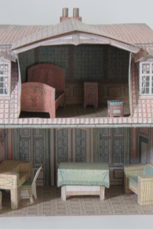 Perabot dollhouse kertas