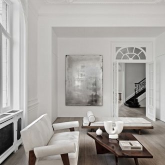 Бяла люлка врата