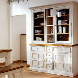 Alteration of the kitchen cabinet