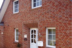 Brick facade panels with Bavarian masonry