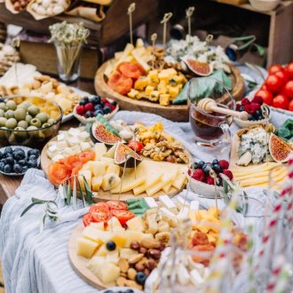 Маса за плодов бюфет