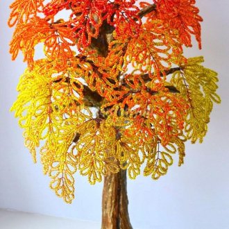 Есенно дърво, изработено от мъниста