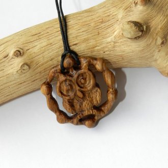 Бухал, изработен от дърво