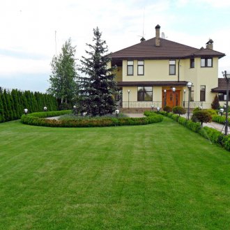 Диван минимализъм 2019