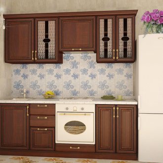 Бежова и кафява кухня с дървени фасади.