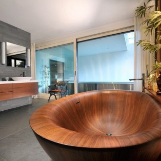 Кръгла дървена вана