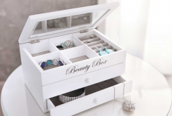 White jewelry box