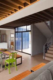 Multi-storey container house