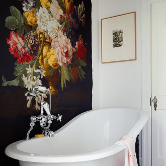 Tab mandi seterika besi zaman Victoria