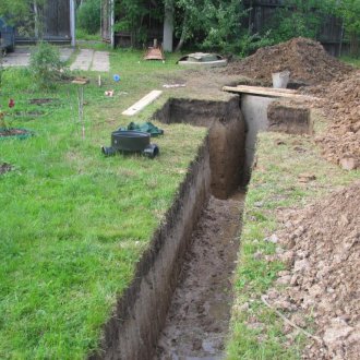 Тренч за септична яма