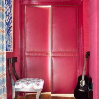 Тапицирана розова двойна врата