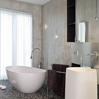 Самостоятелна овална вана