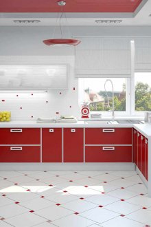 Червен и бял матов таван за разтягане в кухнята