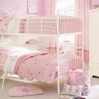 소녀들을 위한 이층 침대