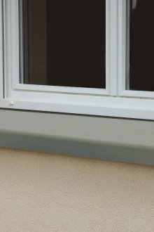 Прав бетонен перваз на прозорец