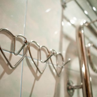 Къдрави куки за баня