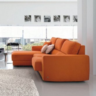 Оранжев сгъваем диван