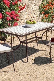 Външна метална маса