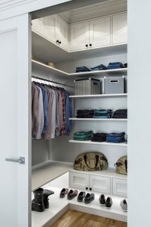 Малка съблекалня в ниша