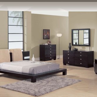 Bilik tidur wenge di bahagian dalam apartmen