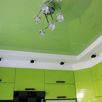 Light green ceiling in the interior