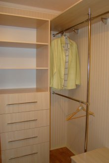 Малка светла съблекалня