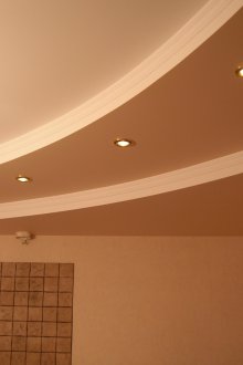 Мазилка на два нива таван