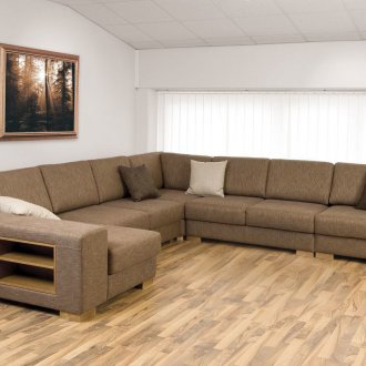 Бежов диван с рафтове