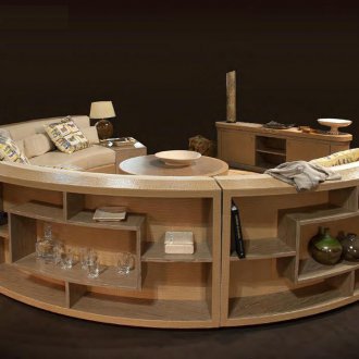 Полукръгъл диван с рафтове