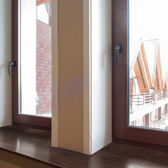 Пластмасов перваз с филм