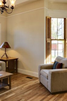 Дневна с прозорец в страната