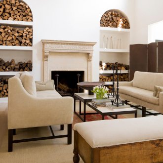 Ниша за дърва за огрев в хола