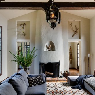 Ниша в хола на селска къща