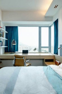 Fensterbank im Schlafzimmer