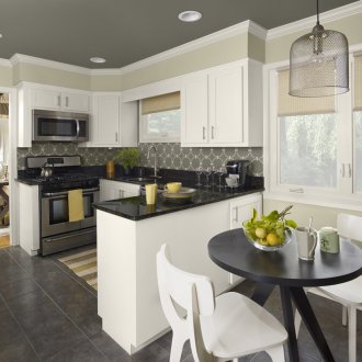 Разтегателен таван в стил Арт Нуво