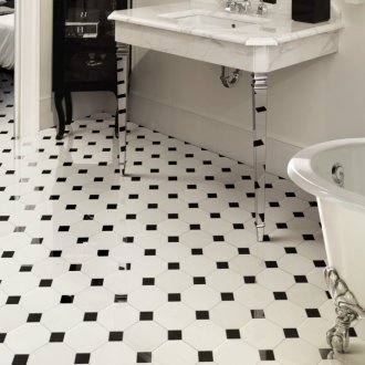 Sistem pemanas bawah lantai di bilik mandi