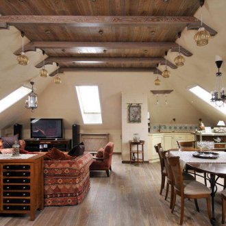 Таван от четка от дърво